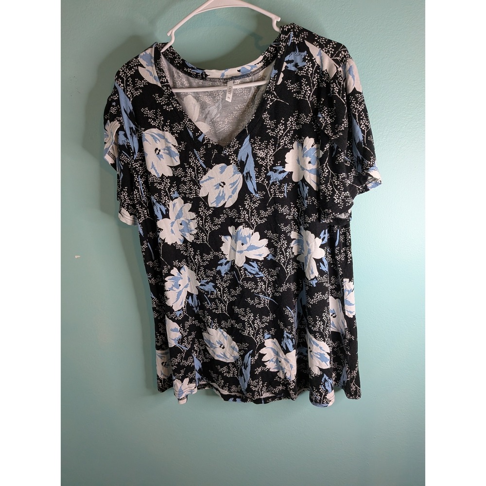 Cathy Womens 2XL Floral V-Neck Top Black Blue White Short‎ Tulip Sleeve
